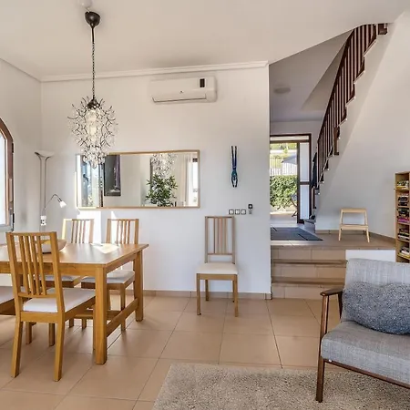 Leth House בית נופש *